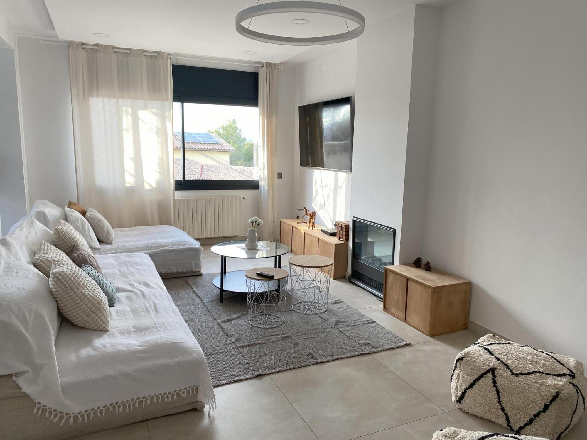 Villa Avril Piscina Privada Y Amplias Terrazas Оливелья Экстерьер фото