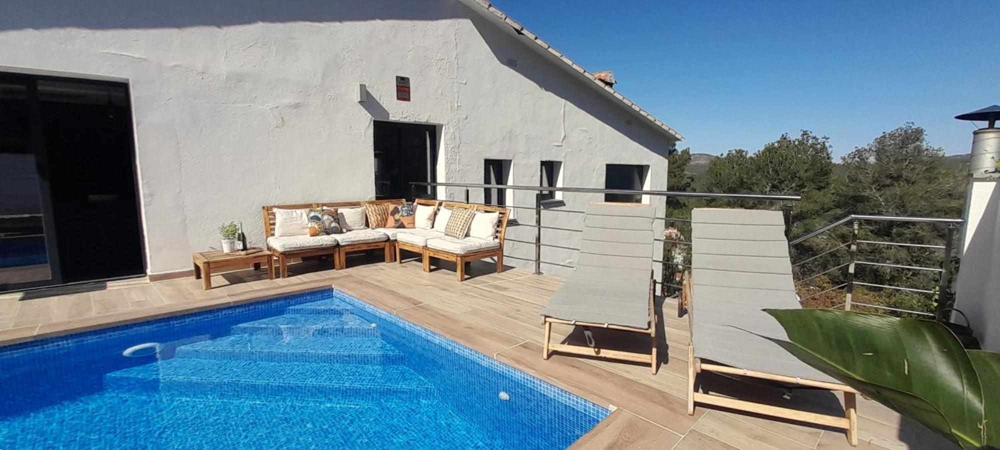 Villa Avril Piscina Privada Y Amplias Terrazas Оливелья Экстерьер фото